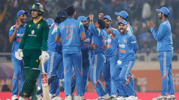 IND vs SA 1st ODI Cricket Match Live Score, India vs South Africa Live Score 1st ODI in Gujarati