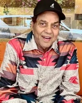 ધર્મેન્દ્ર મૃત્યુ અફવાઓ મુવી કરિયર મુવીઝ હેમા માલિની લવ સ્ટોરી બોલીવુડ સમાચાર મનોરંજન