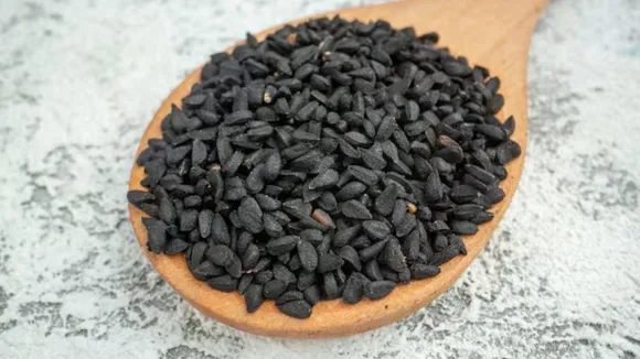 કલોંજીના સ્વાસ્થ્ય લાભો, હેલ્થ ટિપ્સ, લીવર અને પેટની ચરબી ચરબી ઘટાડવાની ટિપ્સ