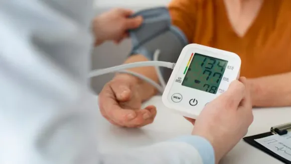 શિયાળામાં હાઈ બીપીને કંટ્રોલ કરવા માટે ખોરાક હેલ્થ ટિપ્સ। What is blood pressure control blood pressure health tips in gujarati