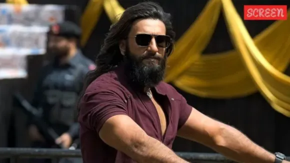 રણવીર સિંહ ધુરંધર ગલ્ફ દેશમાં રીલીઝ નહિ બોક્સ ઓફિસ કલેકશન આદિત્ય ધર બોલીવુડ સમાચાર મનોરંજન। ranveer singhs dhurandhar gets no screenings in gulf countries