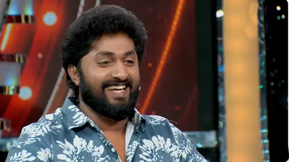Dhyan Sreenivasan Flowers Orukodi 1