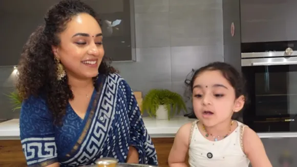 Pearle Maaney Nila Song