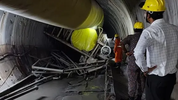 tunnel122