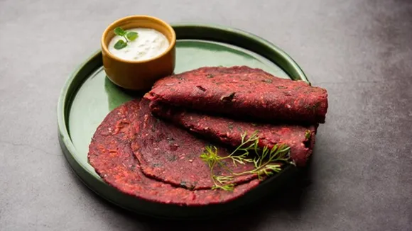 Beetroot Paneer Dosa
