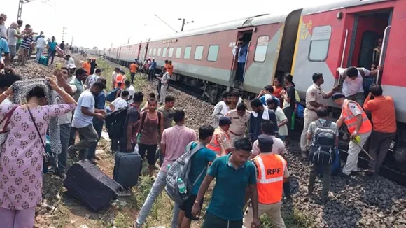 Bengaluru-Kamakhya Express derail 