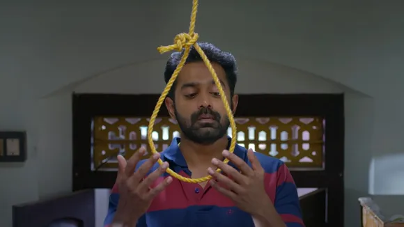 Aabhyanthara Kuttavaali Trailer