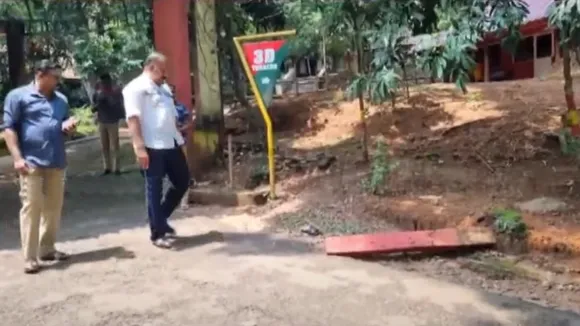 Boy dies after concrete pillar collapses