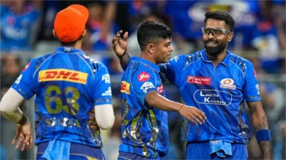 Mumbai Indians Players Against Gujarat Titans Match