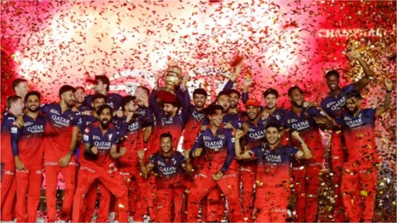 RCB Wins IPL Trophy