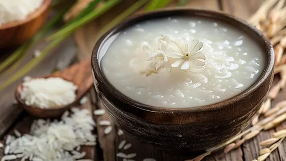 Rice Water And Honey On Skin FI