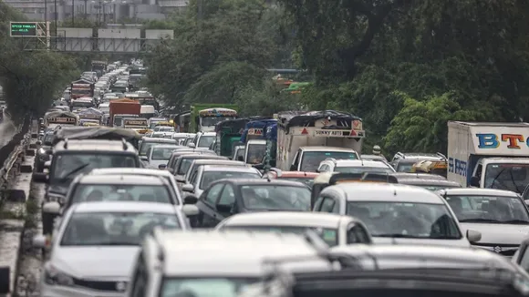 Traffic Delhi traffic