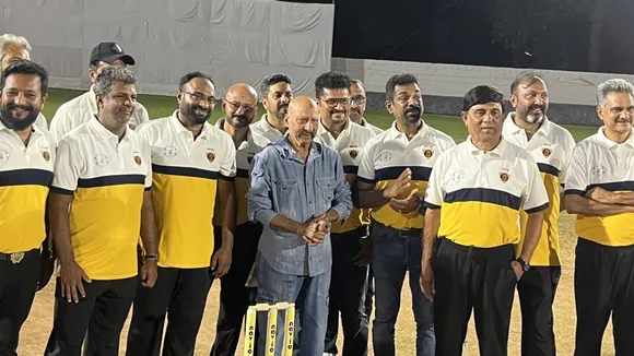 Pooja Cricket25