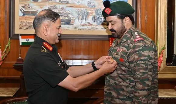 mohanlal at army hq
