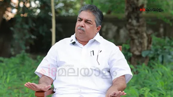 Saji cherian in Varthamanam1