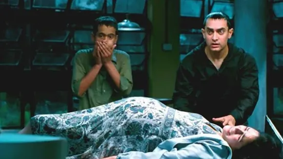 Three Idiots | Delivery Scene