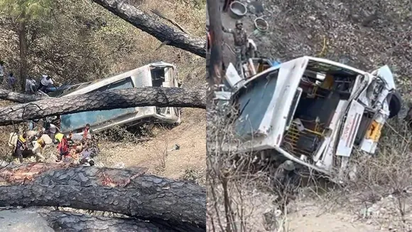 bus falls into gorge in Jammu