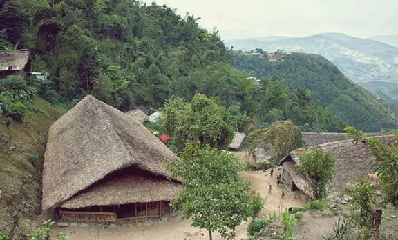 അടുക്കള ഇന്ത്യയിൽ, കിടപ്പുമുറി മ്യാൻമറിൽ; ഒരു വീട്, രണ്ടു രാജ്യം