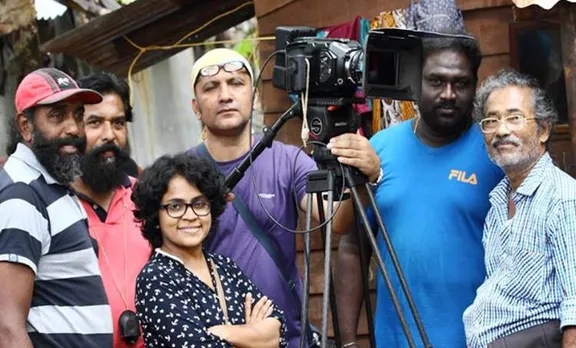 vidhu vincent, manhole, film director, iffk