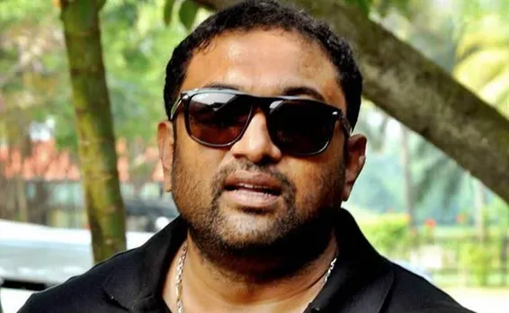 നടൻ  ബാബുരാജിന് വെട്ടേറ്റു