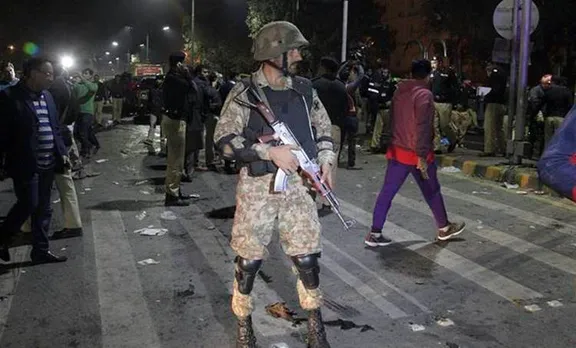 ലാഹോറില്‍ പ്രതിഷേധക്കാര്‍ക്ക് നേരെ ചാവേറാക്രമണം; 18 പേര്‍ കൊല്ലപ്പെട്ടു