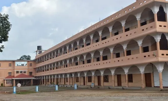 ഏഴാം ക്ലാസുകാരന് പ്രിൻസിപ്പലിന്റെ മുറിയിൽ ക്രൂര മർദ്ദനം