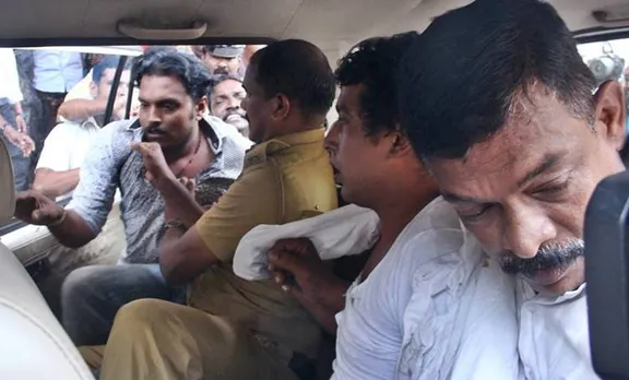 ദൃശ്യങ്ങള്‍ അടങ്ങിയ കാര്‍ഡ് ;പള്‍സര്‍ സുനിയുടെ മുന്‍ അഭിഭാഷകനെ പ്രതി ചേര്‍ക്കാന്‍ പൊലീസ് നീക്കം