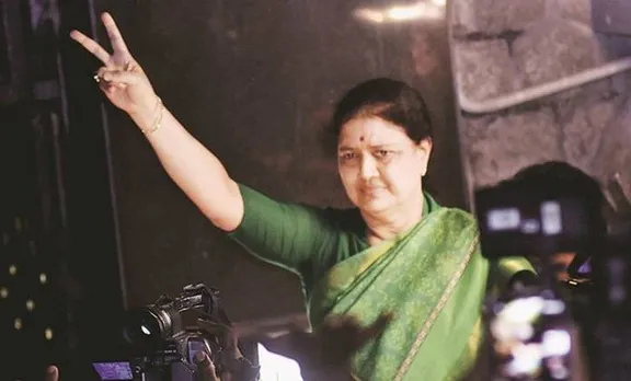 ശശികലയെ പിന്തുണയ്ക്കുന്ന എംഎൽഎമാർക്ക് ഭീഷണിയുളളതായി അണ്ണാ ഡിഎംകെ പക്ഷം