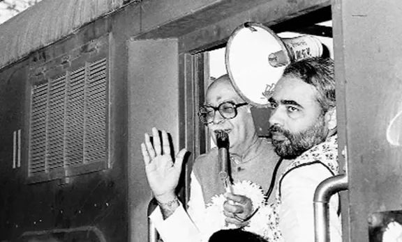 Modi, Advani, Ram Rata Yathra, Ayodhya, Babari Masjid