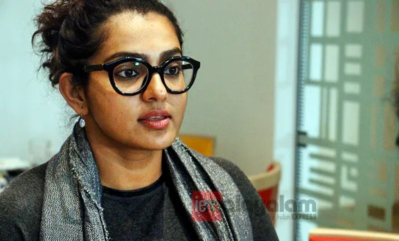 ലൈംഗികമായി പീഡിപ്പിക്കപ്പെട്ടിട്ടുണ്ടെന്ന് പാര്‍വ്വതിയുടെ വെളിപ്പെടുത്തല്‍; 'പീഡിപ്പിച്ചത് സിനിമയിലെ സഹപ്രവര്‍ത്തകര്‍'
