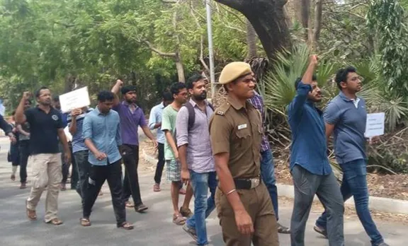Beef Fest Attack, Madras IIT, IIT Madras, Sooraj, Students of Madras IIt, Madras IIT Protest, ബീഫ് ഫെസ്റ്റ് ആക്രമണം, ബീഫ് ഫെസ്റ്റ്, മദ്രാസ്