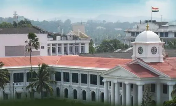 കൊറോണ: സംസ്ഥാനത്ത് സർക്കാർ ഓഫീസുകളുടെ പ്രവർത്തനം നിയന്ത്രിക്കും