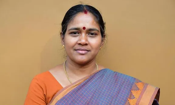 Sobha Surendran, BJP, Kerala Governor, P sadasivam, Sobha surendran latest news, kerala politics latest news, kerala governor latest news, ശോഭ സുരേന്ദ്രൻ ഗവർണർക്കെതിരെ, പി.സദാശിവം, കണ്ണൂർ സംഘർഷം, ബിജെപി സിപിഎം സംഘർഷം, കണ്ണൂർ കൊലപാതകം, kannur murder, CPM - BJP fight, Political vilence in kannur, Kerala Governor asked to resign