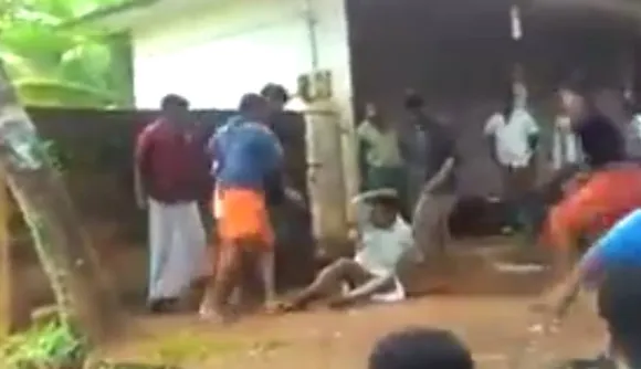 ബിവറേജസ് ഔട്ട്ലെറ്റ് മാറ്റി സ്ഥാപിക്കുന്നതിന് എതിരായ സമരത്തിനിടെ നാട്ടുകാരന് ക്രൂരമർദ്ദനം