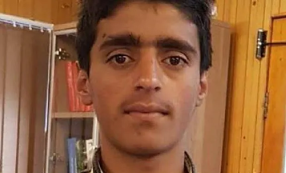 നഗരമാലിന്യങ്ങളിൽ നിന്ന് ആക്രി പെറുക്കി നടന്നു; ഇന്ന് അതേ നഗരത്തിന്റെ ബ്രാൻഡ് അംബാസിഡർ ആയി 18കാരൻ