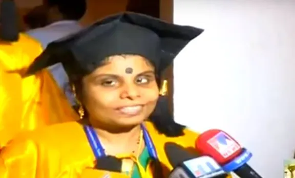 പാട്ടുംപാടി ഡോക്ടറേറ്റ് നേടി വൈക്കം വിജയലക്ഷ്മി