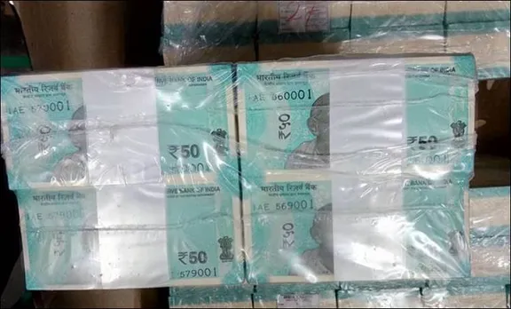 റിസർവ് ബാങ്ക് പുതിയ 50 രൂപ നോട്ടുകൾ പുറത്തിറക്കുന്നു