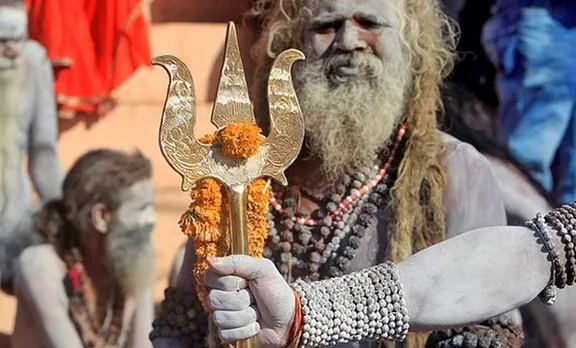'ഇവര്‍ക്ക് ദിവ്യശക്തികളില്ല'; 14 കളളസ്വാമിമാരുടെ പട്ടിക പുറത്തുവിട്ട് സന്ന്യാസിമാരുടെ സംഘടന