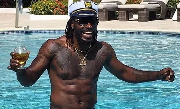 'ക്രിസ് ഗെയ്ല്‍ നഗ്നത കാട്ടിയപ്പോള്‍ ഞാന്‍ പൊട്ടിക്കരഞ്ഞു പോയി'; യുവതി കോടതിയില്‍