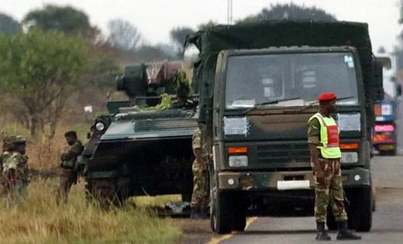 സിംബാബ്‍വെയുടെ വീഥികളില്‍ യുദ്ധടാങ്കുകള്‍: പട്ടാള അട്ടിമറി ശ്രമം നിഷേധിച്ച് സൈന്യം