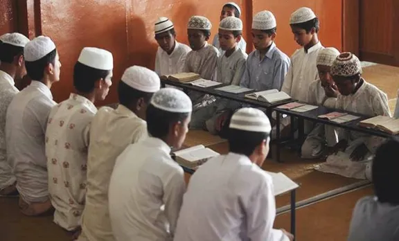 Shia Central Waqf Board , madrassas, ഷിയ വഖഫ് ബോർഡ്, മദ്രസ, മതപഠനം,