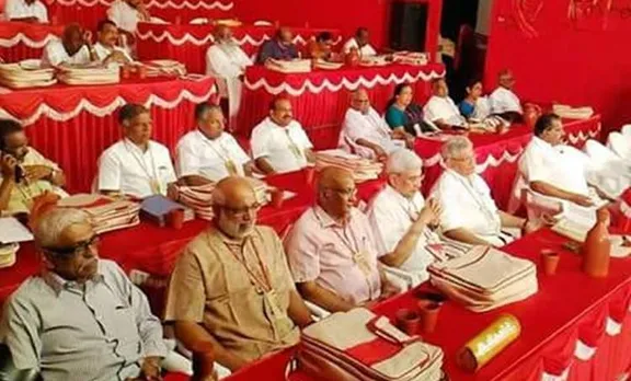 അത് 'വേ' ഇത് 'റെ'; ബിനോയ് വിഷയത്തില്‍ കോടിയേരിക്കെതിരെ തിരിഞ്ഞാല്‍ പ്രതിരോധിക്കുമെന്ന് സിപിഎം