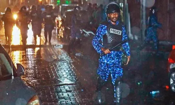 maldives, indian journalists arrested, journalists arrested, maldives news, afp, afp journalists arrested