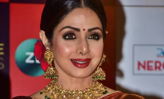 കാന്‍ ചലച്ചിത്ര മേളയില്‍ വേദിയില്‍ ശ്രീദേവിക്ക് ആദരം