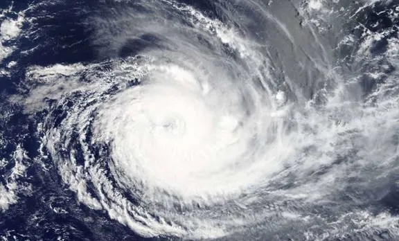 cyclone,ചുഴലിക്കാറ്റ്, cyclone vayu,വായു ചുഴലിക്കാറ്റ്, gujrat cyclone, vayu gujrat, ie malayalam,