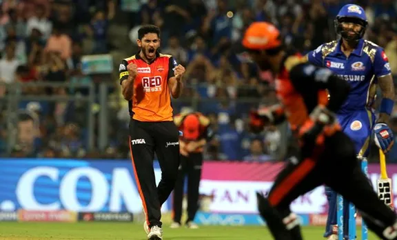 എറിഞ്ഞത് വെറും 11 പന്ത്, മുംബൈയ്ക്ക് എതിരെ പ്രതിഭ തെളിയിച്ച് ബേസിൽ തമ്പി