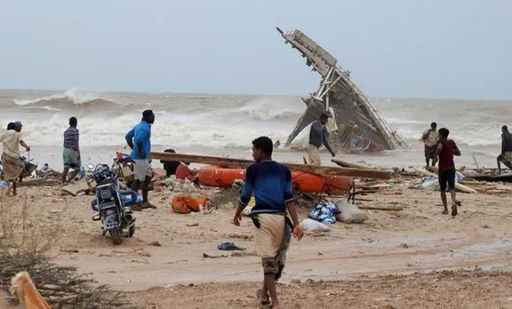 സലാല തീരത്ത് ആഞ്ഞടിച്ച് മെകുനു: മലയാളി അടക്കം 11 പേര്‍ മരിച്ചു; കണ്ണൂര്‍ സ്വദേശിക്കായി തിരച്ചില്‍