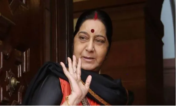 Aircraft carrying Sushma Swaraj goes incommunicado for 14 minutes