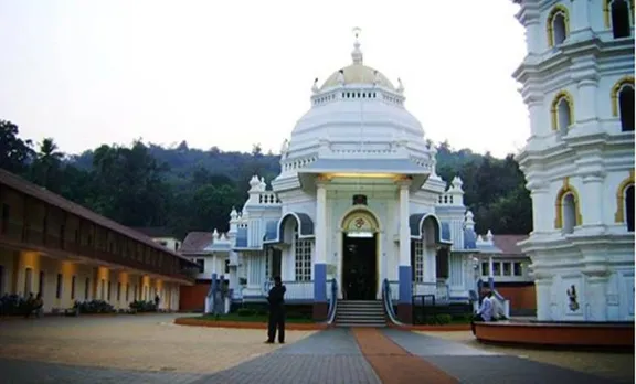 Mangueshi Temple Goa. (Source: Wikipedia Commons)