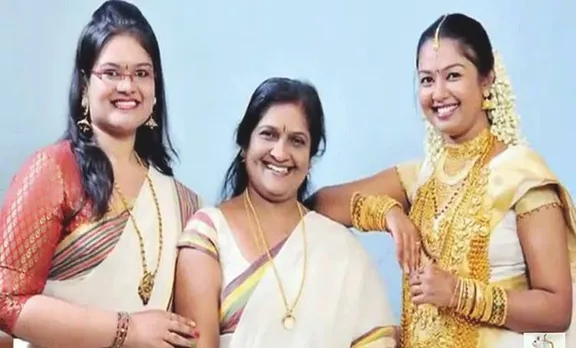 വീട്ടിൽ കളളനോട്ട് നിർമ്മാണം; സീരിയൽ നടിയും അമ്മയും സഹോദരിയും പിടിയിൽ